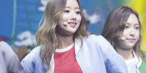 Beitragsbild des Blogbeitrags APRILs Naeun wird aus dem Cast von Taxi Driver genommen 