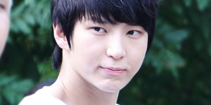 Beitragsbild des Blogbeitrags Shortnews: VIXX Leo hat gestern (9. September) seinen Wehrdienst offiziell abgeschlossen – willkommen zurück!
