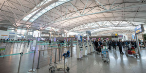 Beitragsbild des Blogbeitrags aespas Giselle alleine am Flughafen Incheon unterwegs – das ist der Grund