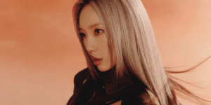 Beitragsbild des Blogbeitrags Taeyeon blickt auf weltweiten Erfolg mit INVU zurück