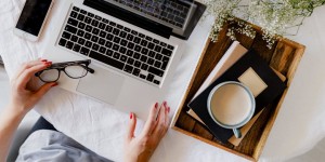 Beitragsbild des Blogbeitrags Warum du regelmäßig deine Google Rankings prüfen solltest