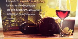 Beitragsbild des Blogbeitrags Freu dich – trink ein Glas