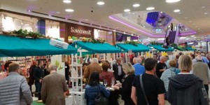 Beitragsbild des Blogbeitrags Weinfestival PlusCity 2019