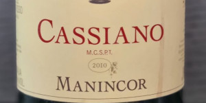 Beitragsbild des Blogbeitrags Weingut Manincor –  Cassiano Jahrgang 2010 verkostet 