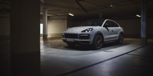 Beitragsbild des Blogbeitrags Porsche Cayenne GTS: Back to the roots 
