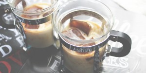 Beitragsbild des Blogbeitrags //five weeks of august // 3 // iced coffee