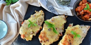 Beitragsbild des Blogbeitrags Rezept: Gebackene Hähnchenbrust á la Caprese 