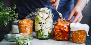 Beitragsbild des Blogbeitrags Ernährung: Gesunde Lebensmittel und Gerichte lange haltbar machen