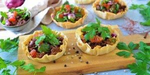 Beitragsbild des Blogbeitrags Rezept: Fernöstliche Lamm-Tartelettes