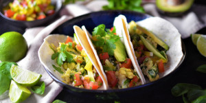 Beitragsbild des Blogbeitrags Rezept: Gesunde Frühstücks-Tacos 