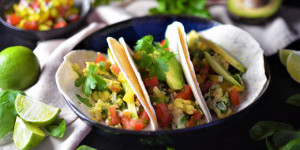 Beitragsbild des Blogbeitrags Rezept: Gesunde Frühstücks-Tacos