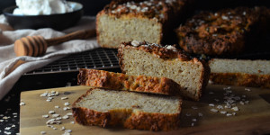 Beitragsbild des Blogbeitrags Rezept: Low-Carb Haferbrot mit Quark