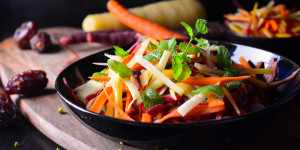 Beitragsbild des Blogbeitrags Rezept: Bunter Karottensalat