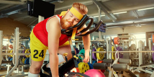 Beitragsbild des Blogbeitrags Bodybuilding: Wie man im Fitnessstudio vermeidet wie ein Anfänger auszusehen 