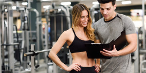 Beitragsbild des Blogbeitrags Abnehmen: Wie man den richten Personal Trainer findet