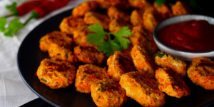 Beitragsbild des Blogbeitrags Rezept: Fettarme Süßkartoffel-Hähnchen-Nuggets 