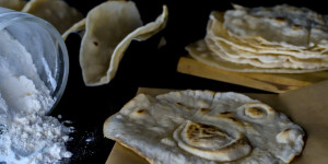 Beitragsbild des Blogbeitrags Rezept: Glutenfreie Tortillas aus Maniokmehl