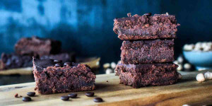 Beitragsbild des Blogbeitrags Rezept: Vegane Kichererbsenbrownies 