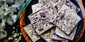 Beitragsbild des Blogbeitrags Rezept: Gefrorener Magerquark-Bruch