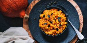 Beitragsbild des Blogbeitrags Rezept: Cremiger Kürbisreis