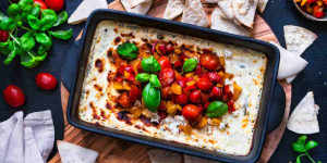 Beitragsbild des Blogbeitrags Rezept: Gebackener Ziegenkäse-Dip