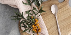 Beitragsbild des Blogbeitrags PRETTY TABLE SETTING WITH BROSTE