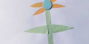 Beitragsbild des Blogbeitrags Fantasieblumen – Eine einfache Klebeübung passend zum Frühling 