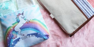 Beitragsbild des Blogbeitrags What’s in my bag? – Diaper bag edition