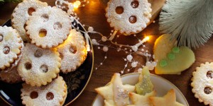 Beitragsbild des Blogbeitrags 3. Advent / Zweierlei Weihnachtskekse aus einem Teig – GEWINNSPIEL Paediprotect