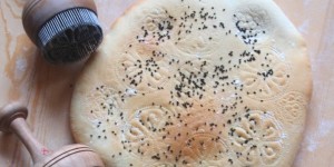 Beitragsbild des Blogbeitrags Backexperiment - Usbekisches Brot
