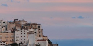 Beitragsbild des Blogbeitrags Sperlonga - die weiße Stadt am Meer