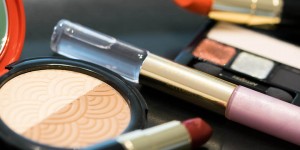 Beitragsbild des Blogbeitrags Neue Herbstkollektion von Artistry / All-Out Glam