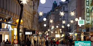 Beitragsbild des Blogbeitrags 50+ Ideen, um in Weihnachtsstimmung zu kommen