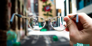Beitragsbild des Blogbeitrags Brillengeschäfte – Der 7. Bezirk als Quelle der Sehkraft