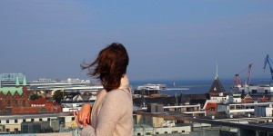 Beitragsbild des Blogbeitrags ABROAD: PERSONAL BENEFITS & DIFFICULTIES