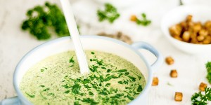 Beitragsbild des Blogbeitrags Aus dem Suppentopf {Frankforder Grie Soß}
