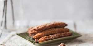 Beitragsbild des Blogbeitrags Die lieben Nachbarn {Churros mit Schokosoße}