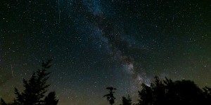 Beitragsbild des Blogbeitrags Nachthimmel und Sternenfall