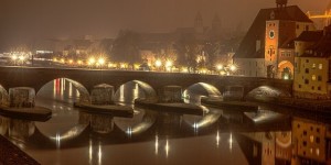 Beitragsbild des Blogbeitrags Die Steinerne Brücke in Regensburg