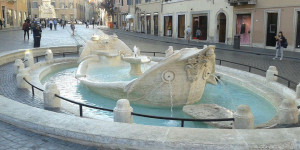 Beitragsbild des Blogbeitrags Barcaccia Brunnen