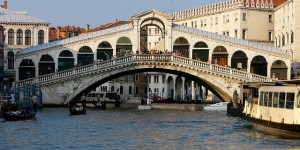 Beitragsbild des Blogbeitrags Rialto Brücke 