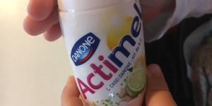 Beitragsbild des Blogbeitrags Unser rasches Frühstück zu Viert mit Danone Actimel – Werbung 