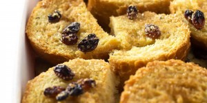 Beitragsbild des Blogbeitrags British Bread and Butter Pudding 