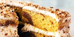 Beitragsbild des Blogbeitrags Marbled Pumpkin Cake with Maple Frosting 