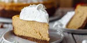 Beitragsbild des Blogbeitrags Sweet Potato Cheesecake with Marshmallow Meringue