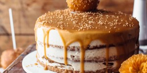 Beitragsbild des Blogbeitrags Caramel Apple Cake