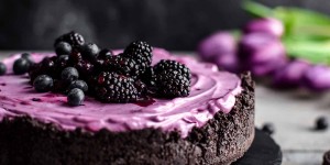 Beitragsbild des Blogbeitrags No-Bake Blueberry Cheesecake