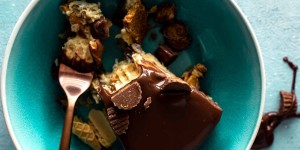 Beitragsbild des Blogbeitrags Peanut Butter Ice Cream Cake