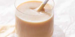 Beitragsbild des Blogbeitrags How to make Sweetened Condensed Milk 