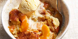 Beitragsbild des Blogbeitrags Air Fryer Peach Cobbler 